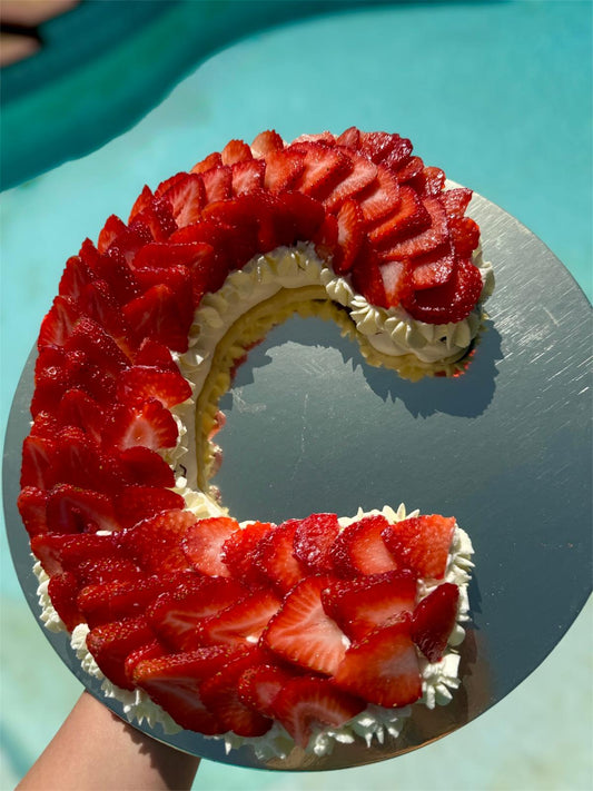 One Letter/ One Number Pavlovas